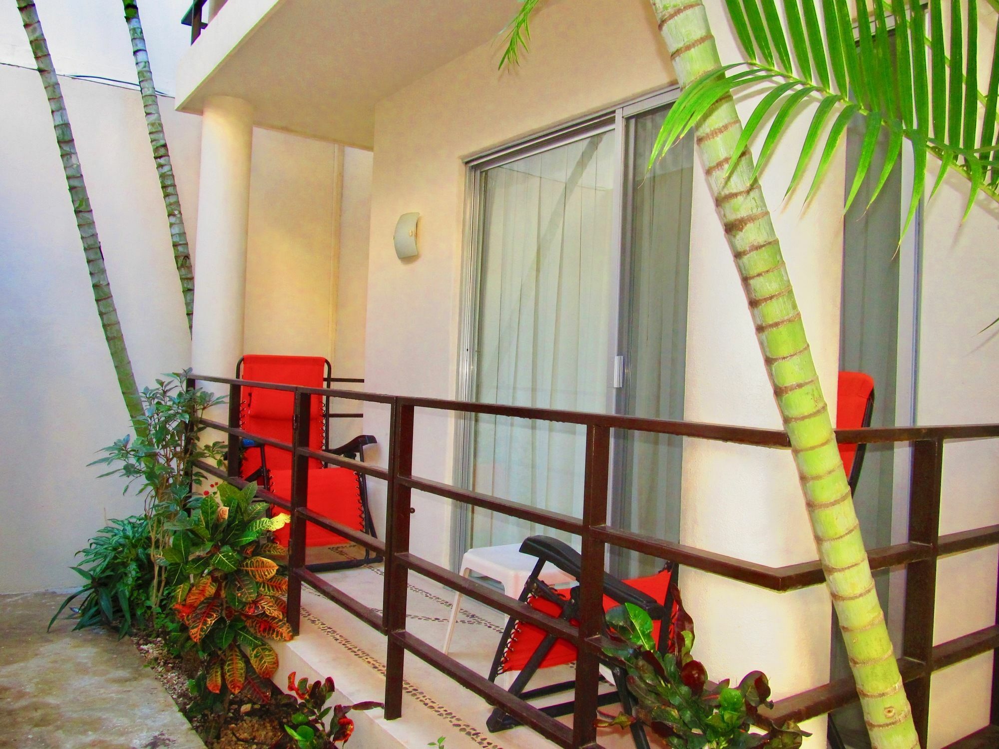 Aqua Terra - Quiet Condo For 4 普拉亚卡门 外观 照片